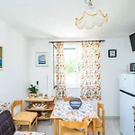 Apartament Laurel Leaf Lovorno